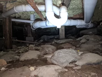 [Hearth.com] What can be done with a crawl space on an old house?