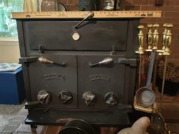 [Hearth.com] Brand or Model of Stove