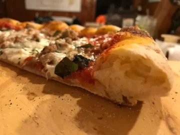 [Hearth.com] Homemade Pizza