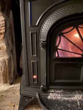 [Hearth.com] Resolute 3 small hole