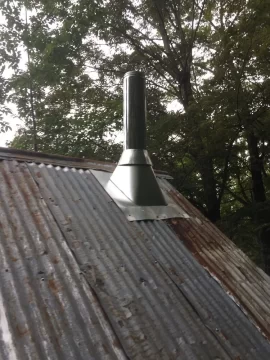 [Hearth.com] Leak coming down metal chimney // crack in stove