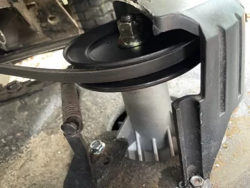 [Hearth.com] Sears Craftsman LT-1000 - spindle & pulley repair keeping the ole girl running!