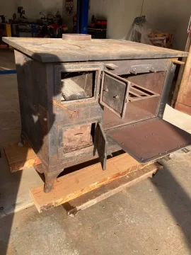 [Hearth.com] Antique Wood Cook Stove with Oven: Alaska 1-21 Washington Wks. Everett Wash.