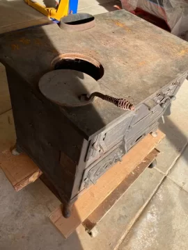 [Hearth.com] Antique Wood Cook Stove with Oven: Alaska 1-21 Washington Wks. Everett Wash.