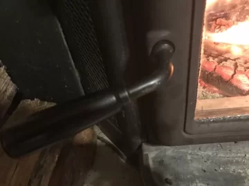 [Hearth.com] Ovalized Door Handle Opening On A PE Pacific D1 Insert...