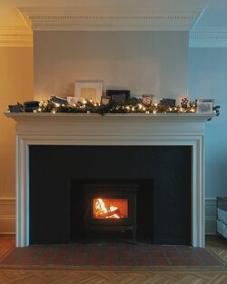 New install, Alderlea T4 in historic fireplace