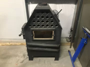 [Hearth.com] Help identifying my new used stove.