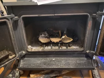 [Hearth.com] Help identifying my stove