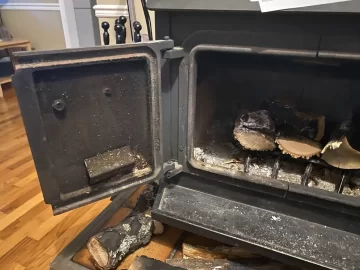 [Hearth.com] Help identifying my stove