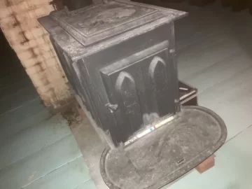 [Hearth.com] Antique stove from Barton, Vermont ??