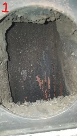 [Hearth.com] Creosote build up at bottom of flue - upper part seems ok?