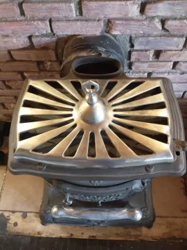 [Hearth.com] Help determining value of Old Cast Iron Wood Stove with "PIO JC" engraved on inside of front door