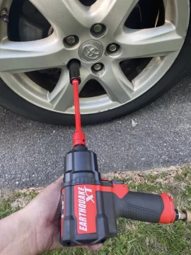 [Hearth.com] Changing a car tire nowadays! Should it be this hard?