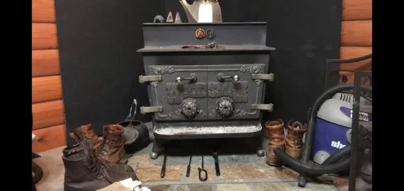 [Hearth.com] Woodsman wood stove