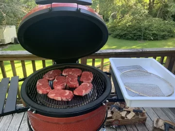 [Hearth.com] Grilling 1” steaks - This guy from the UK says smoke & sizzle is the ultimate way!