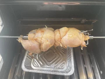 [Hearth.com] This rotisserie comes built in with the new Broil King  grill so let’s give it a whirl!