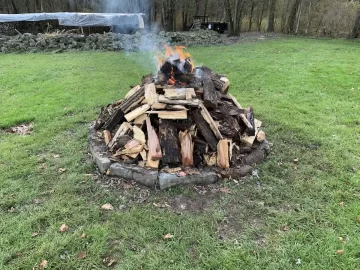 [Hearth.com] What do you do with all the garbage wood?