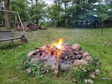 [Hearth.com] What Is In Your Stove Right Now?