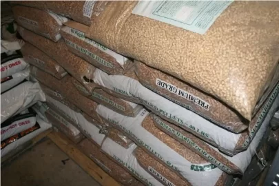 [Hearth.com] It's the time of year to show your wood pellets!