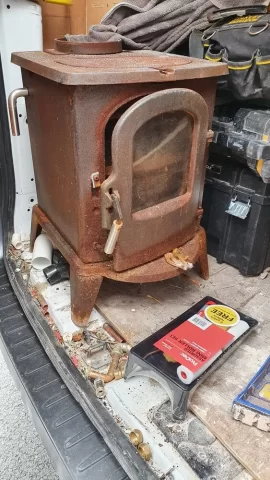 [Hearth.com] PLEASE HELP TO IDENTIFY THIS WOOD BURNER!