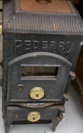 [Hearth.com] Federal  my Mom wants to sell it. I"m  looking for information, what its worth, can it convert wood to coal?