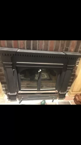 [Hearth.com] Anyone no what brand stove this is.