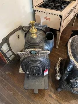 [Hearth.com] Saw some pretty cool stoves today.