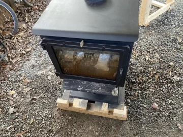 [Hearth.com] New wood stoves: square fireboxes