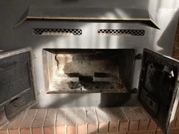 [Hearth.com] Help Identifying Old Fireplace Insert