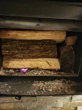 [Hearth.com] What Is In Your Stove Right Now?