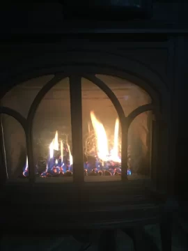 [Hearth.com] Jotul gas log flame seems really yellow