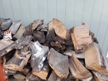 [Hearth.com] Pics of 1 cord of wood in pile please