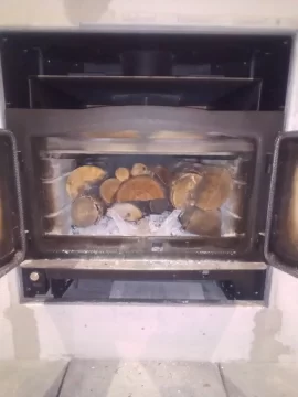 [Hearth.com] What Is In Your Stove Right Now?