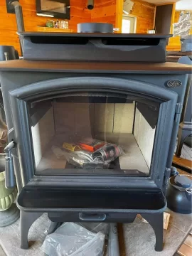 [Hearth.com] First Burn in Fire Lopi Endeavor