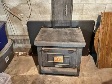 [Hearth.com] Weird earth stove