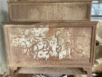 [Hearth.com] What kind of Wood Stove is this? And is it worth cleaning up?