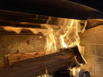 [Hearth.com] Just for fun: restarting stove from a coal slivers