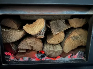 [Hearth.com] What Is In Your Stove Right Now?