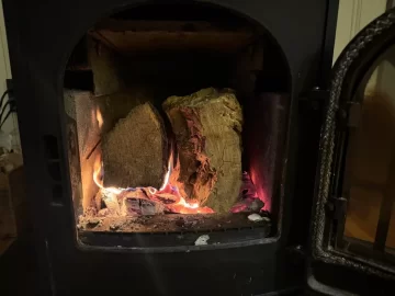 [Hearth.com] What Is In Your Stove Right Now?