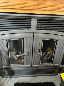 [Hearth.com] What is this stove and how do you open it?