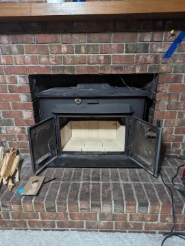 [Hearth.com] Insulated flex liner installation and rock wool