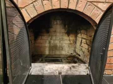 [Hearth.com] What is this? - Gas Assist Fireplace