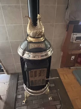 [Hearth.com] Older Thompson\Thelin Gnome Parlor Stove - Part identification