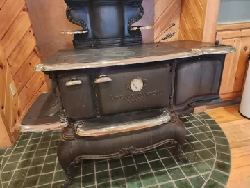 [Hearth.com] What generation is this Crawford Royal Village cookstove and can I/should I get it repaired?