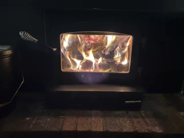 [Hearth.com] What Is In Your Stove Right Now?