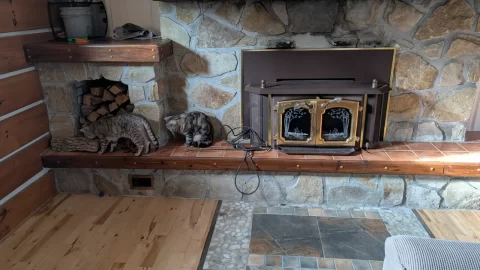 [Hearth.com] As far as the internet is aware, this stove never existed