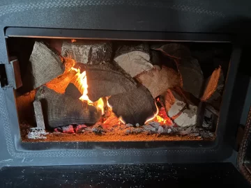 [Hearth.com] What Is In Your Stove Right Now?