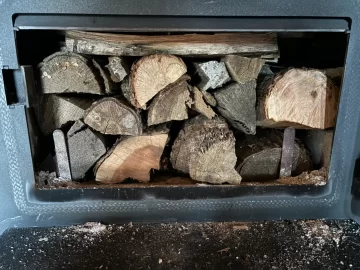 [Hearth.com] What Is In Your Stove Right Now?