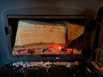 [Hearth.com] What Is In Your Stove Right Now?