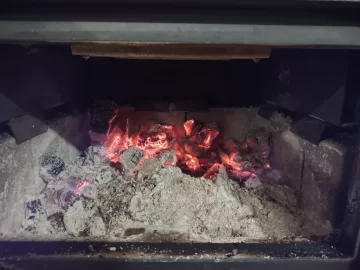 [Hearth.com] What Is In Your Stove Right Now?